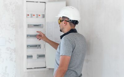 Najlepsze rozdzielnice elektryczne natynkowe – Ranking 2026